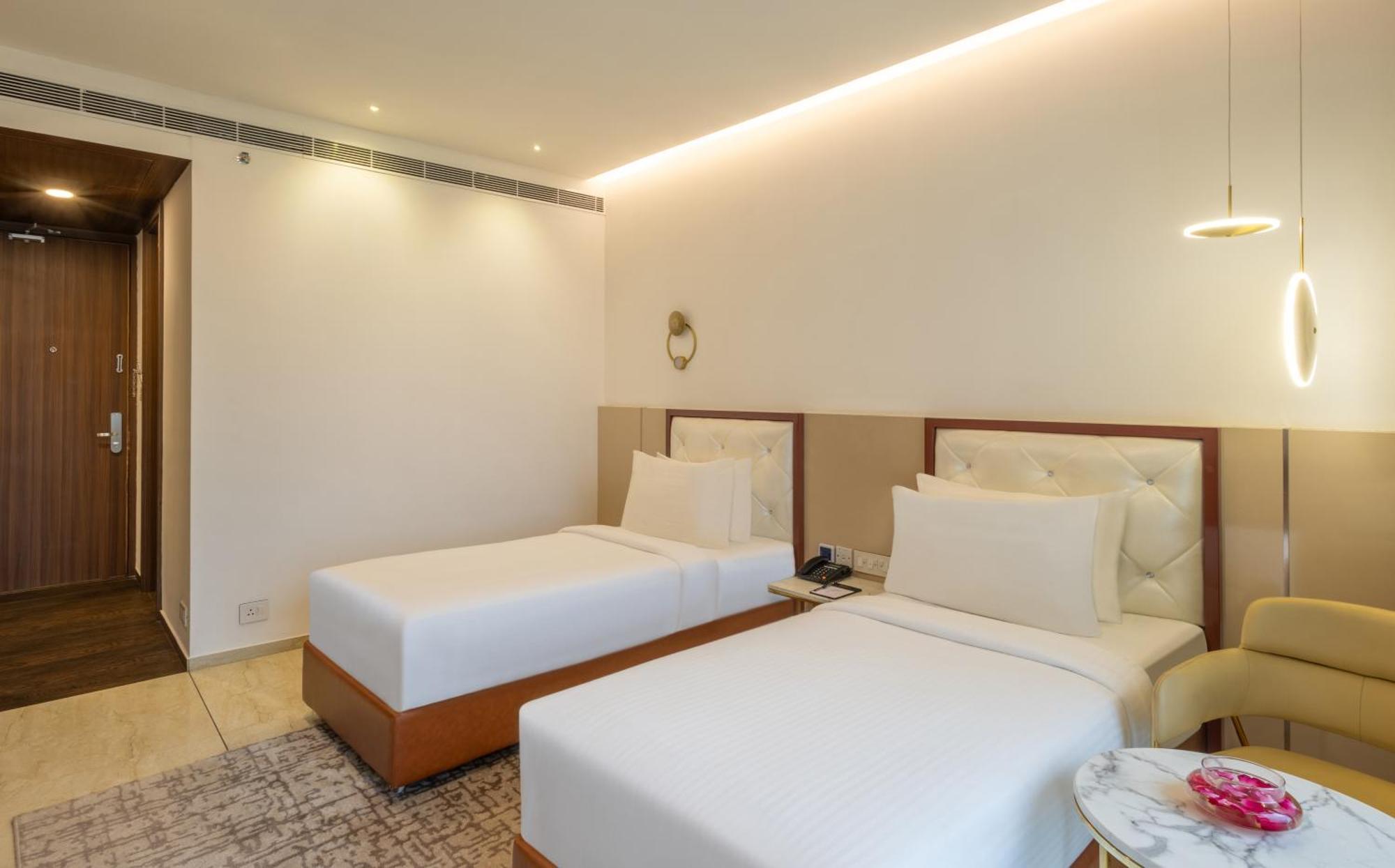 Fezinn Hotel - Best Wayanad Hotel In 2024 Kozhikode Exterior foto