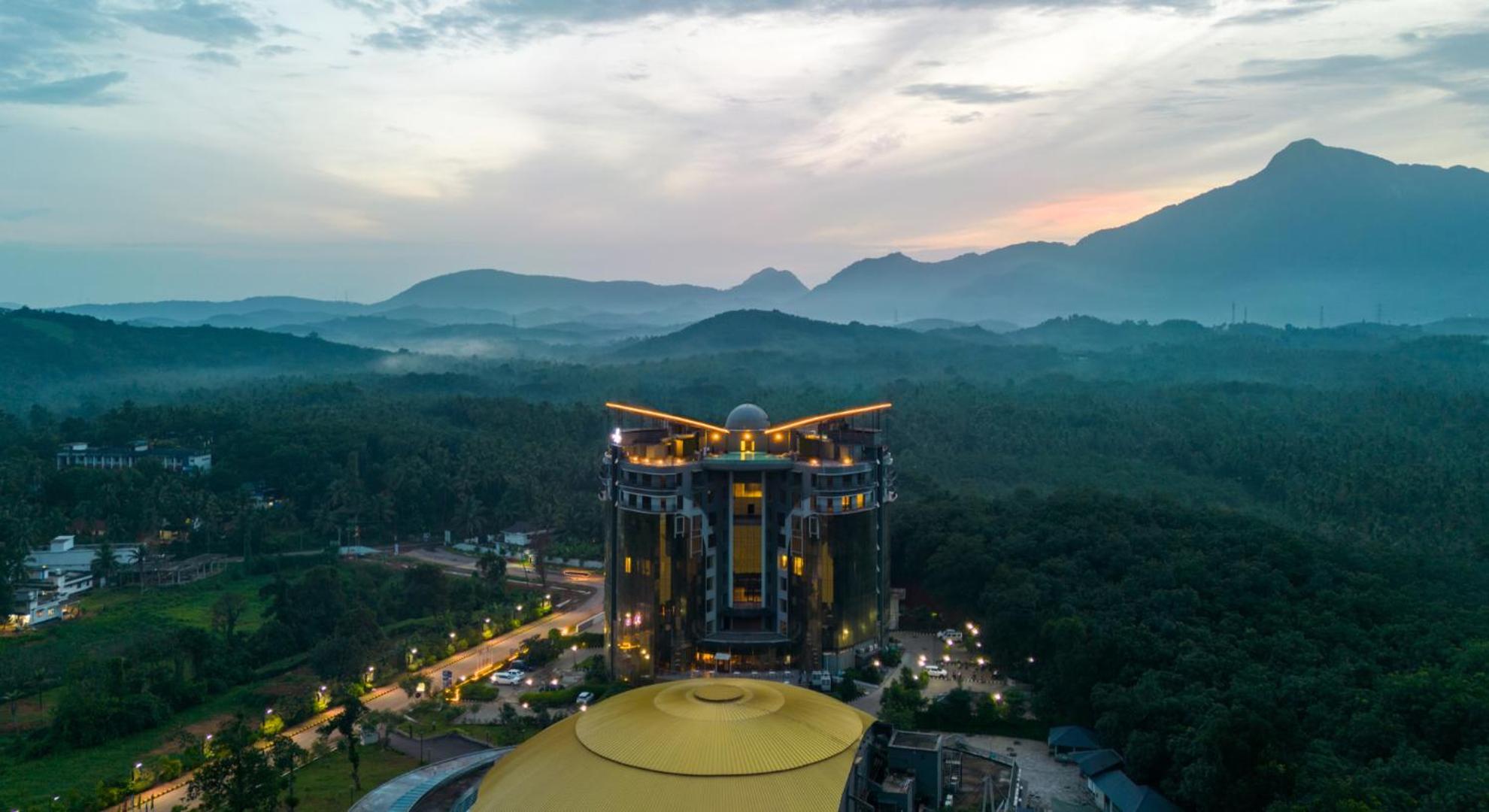 Fezinn Hotel - Best Wayanad Hotel In 2024 Kozhikode Exterior foto
