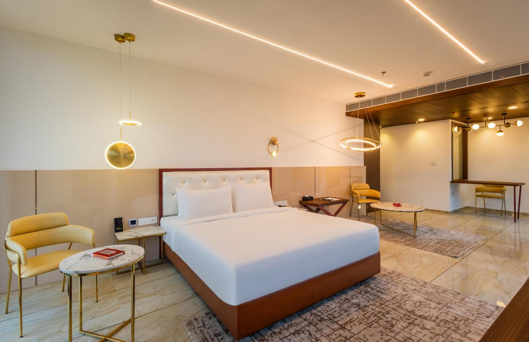 Fezinn Hotel - Best Wayanad Hotel In 2024 Kozhikode Habitación foto